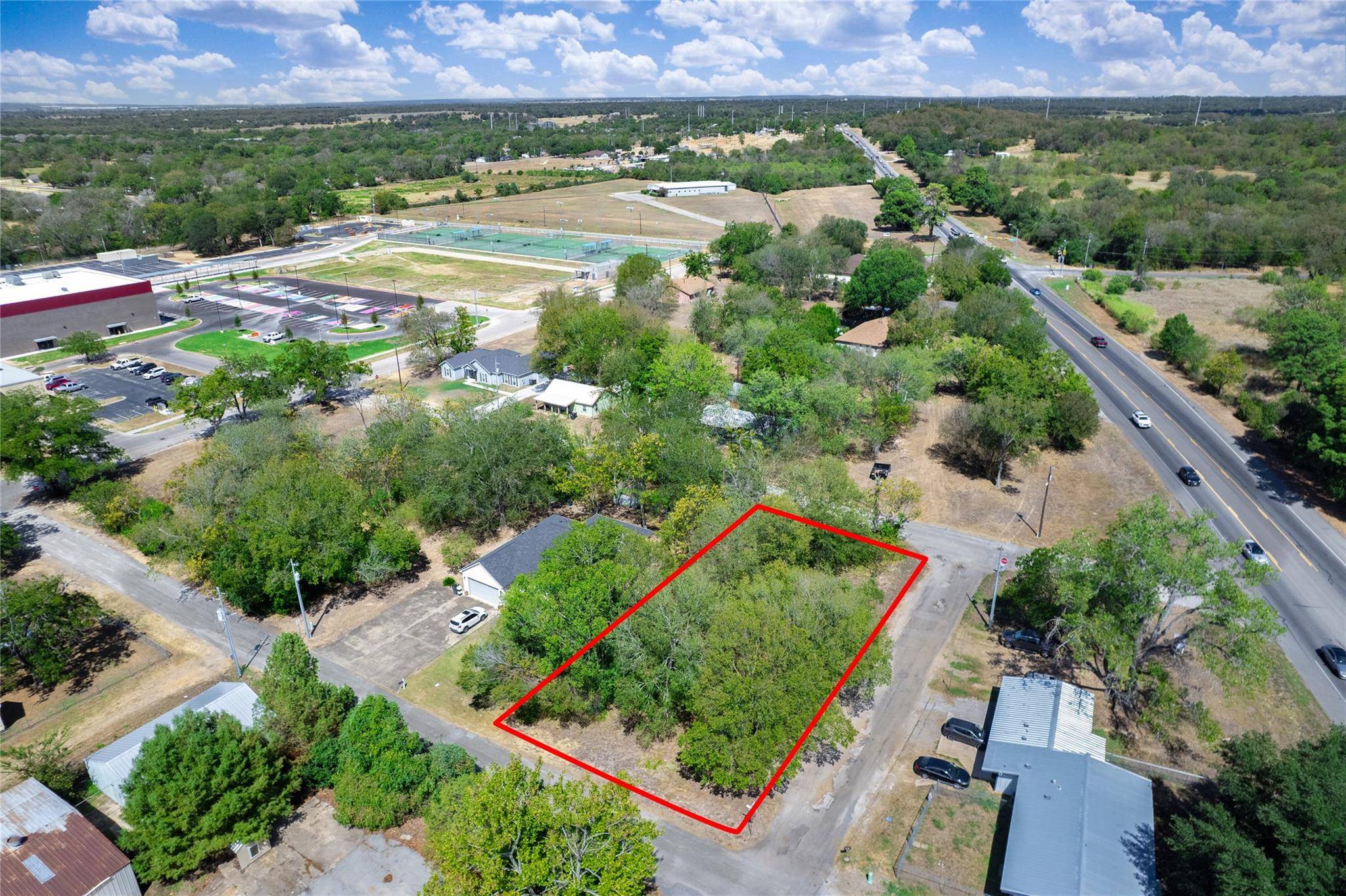 1603 Gordon ST, Bastrop, TX 78602