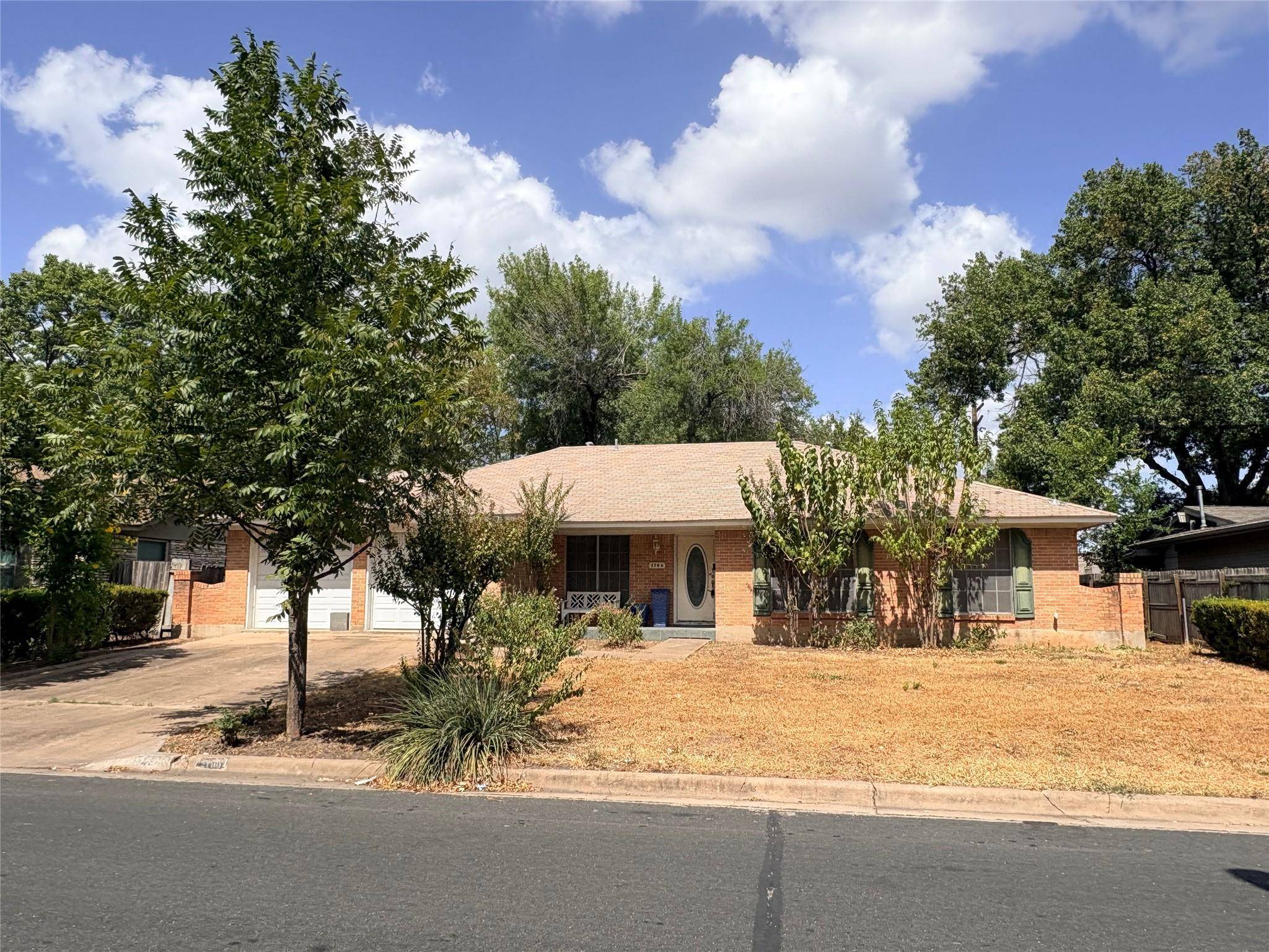 2706 Thrushwood DR, Austin, TX 78757