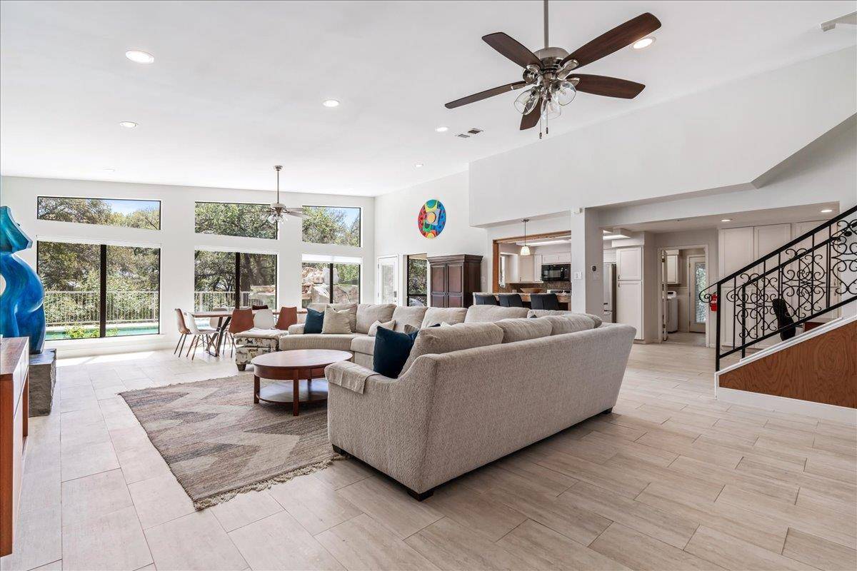 207 Rogers Ridge ST, San Marcos, TX 78666