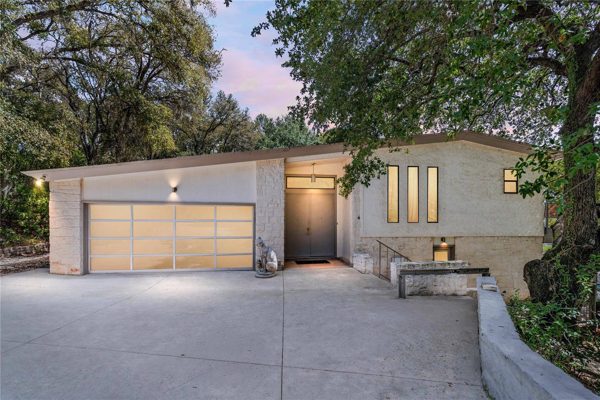 207 Rogers Ridge ST, San Marcos, TX 78666
