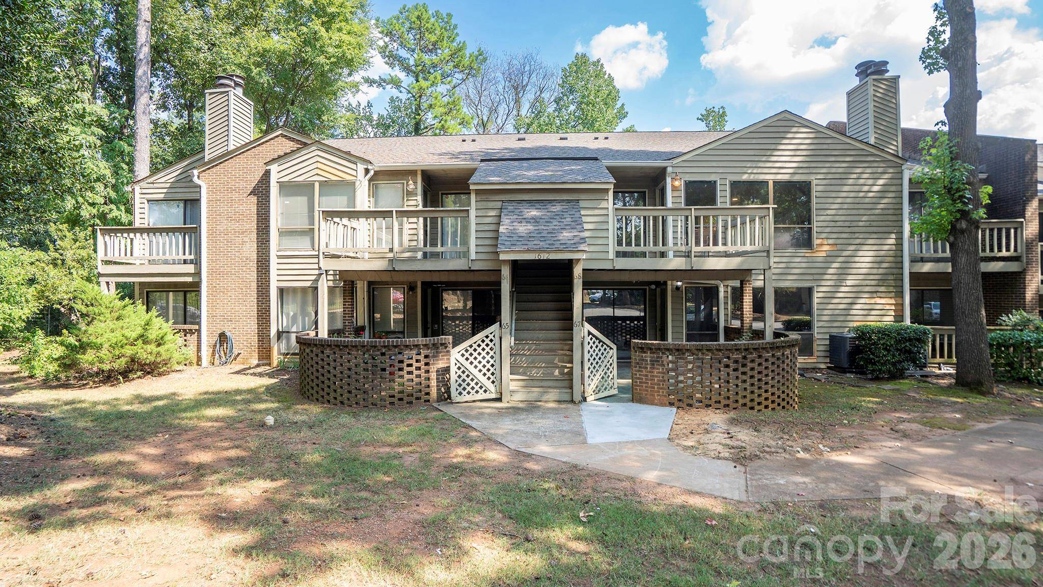 1612 Sharon RD W #68, Charlotte, NC 28210