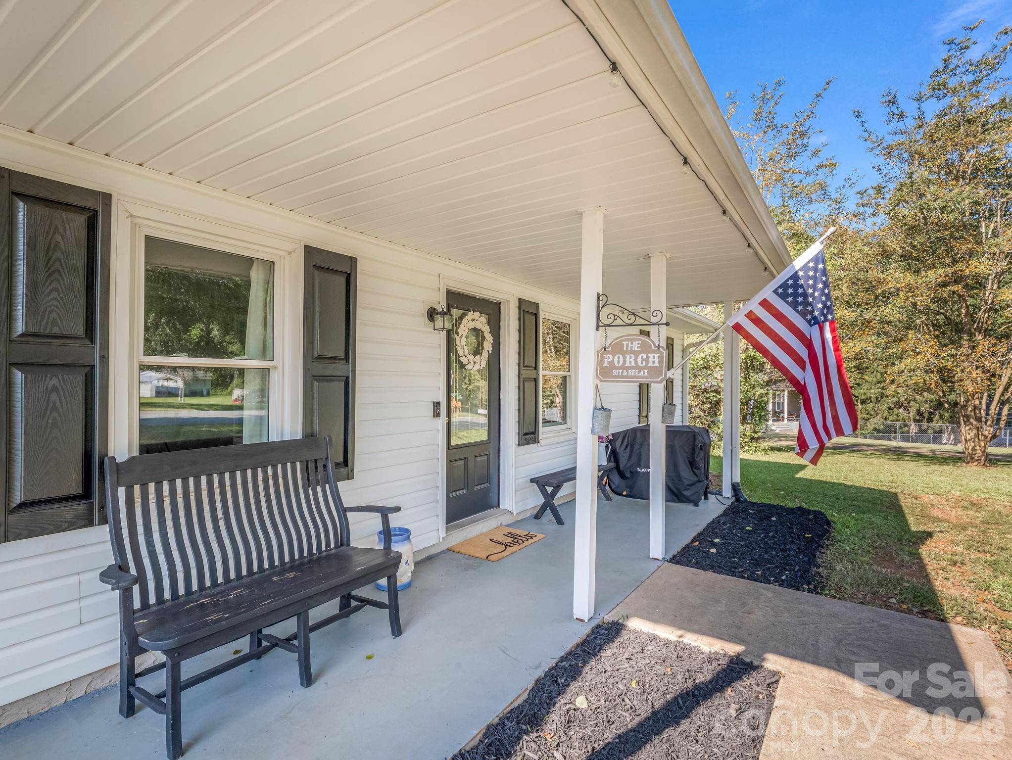 123 Strawberry DR, Inman, SC 29349