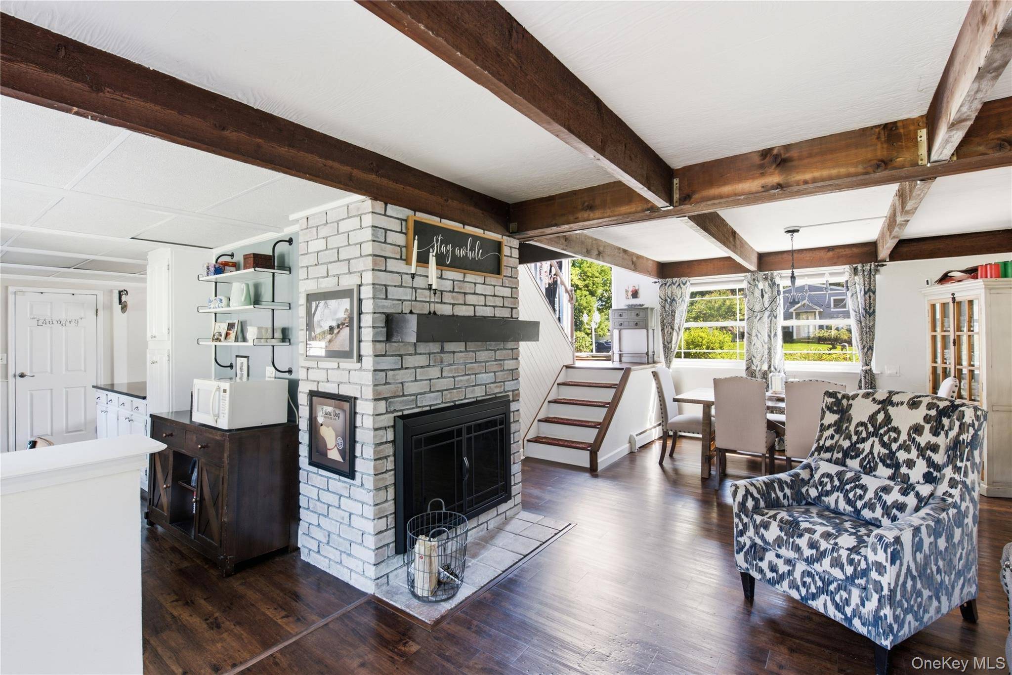 44 Ivy League LN, Stony Brook, NY 11790