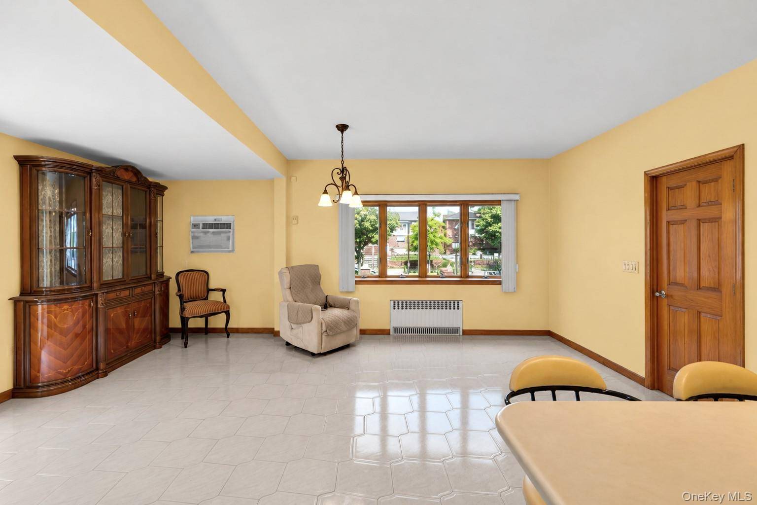4304 149th ST, Flushing, NY 11355
