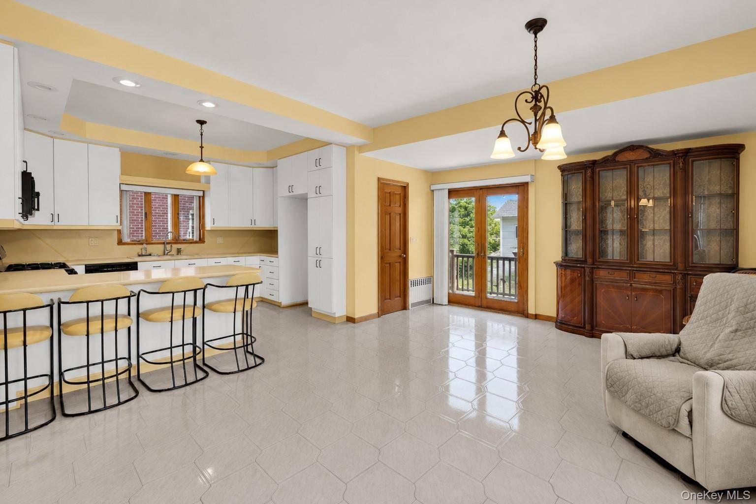 4304 149th ST, Flushing, NY 11355