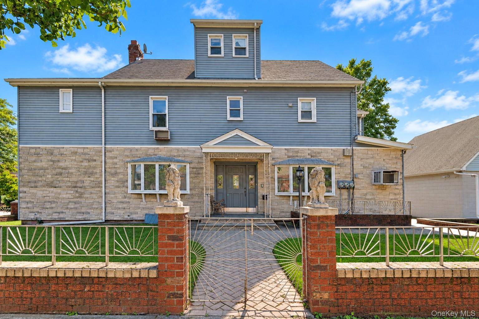 4304 149th ST, Flushing, NY 11355