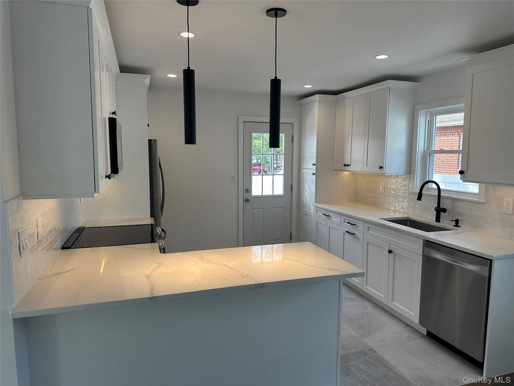 2216 Brooklyn AVE, Merrick, NY 11566