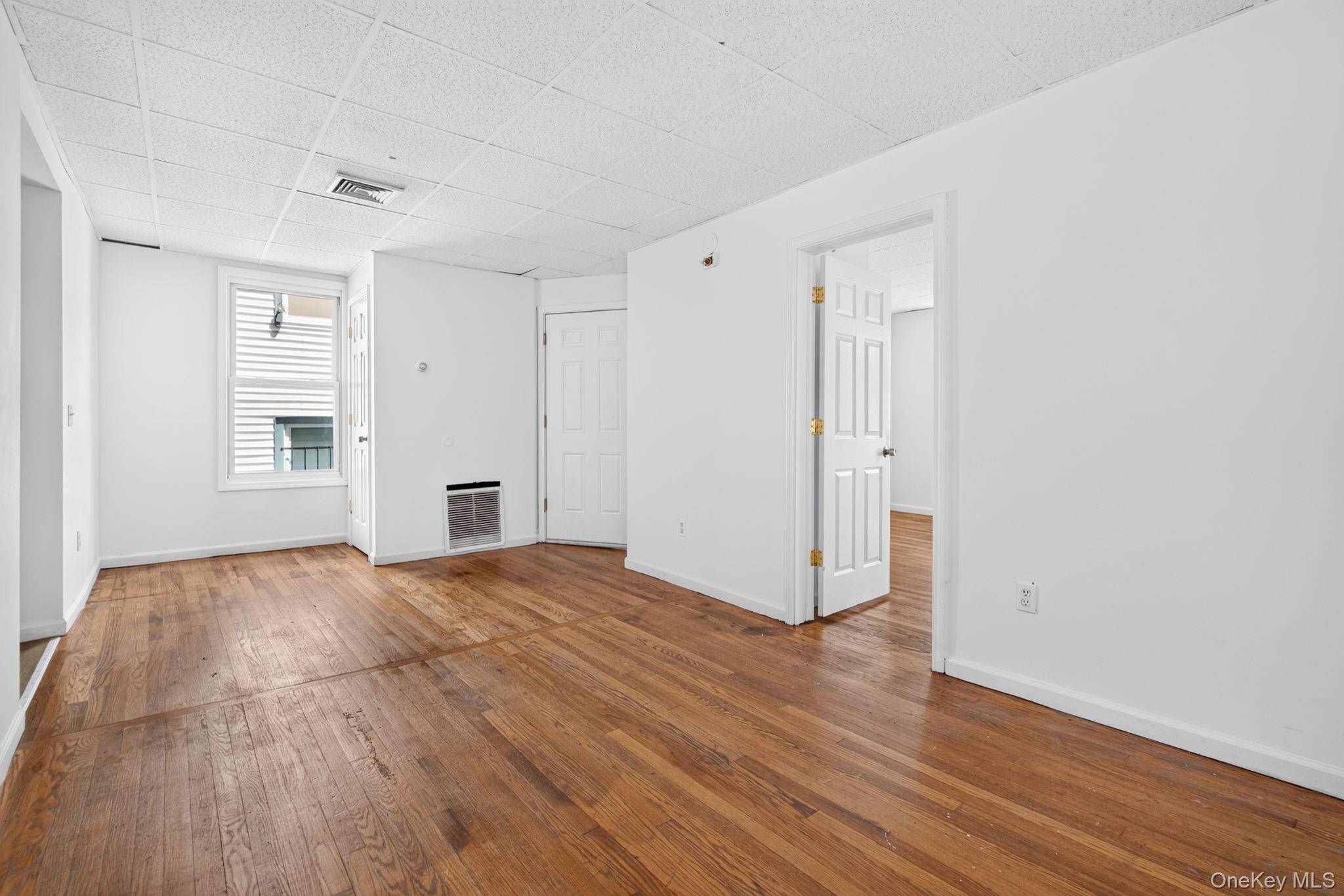 54 Gifford AVE #2, Poughkeepsie, NY 12601