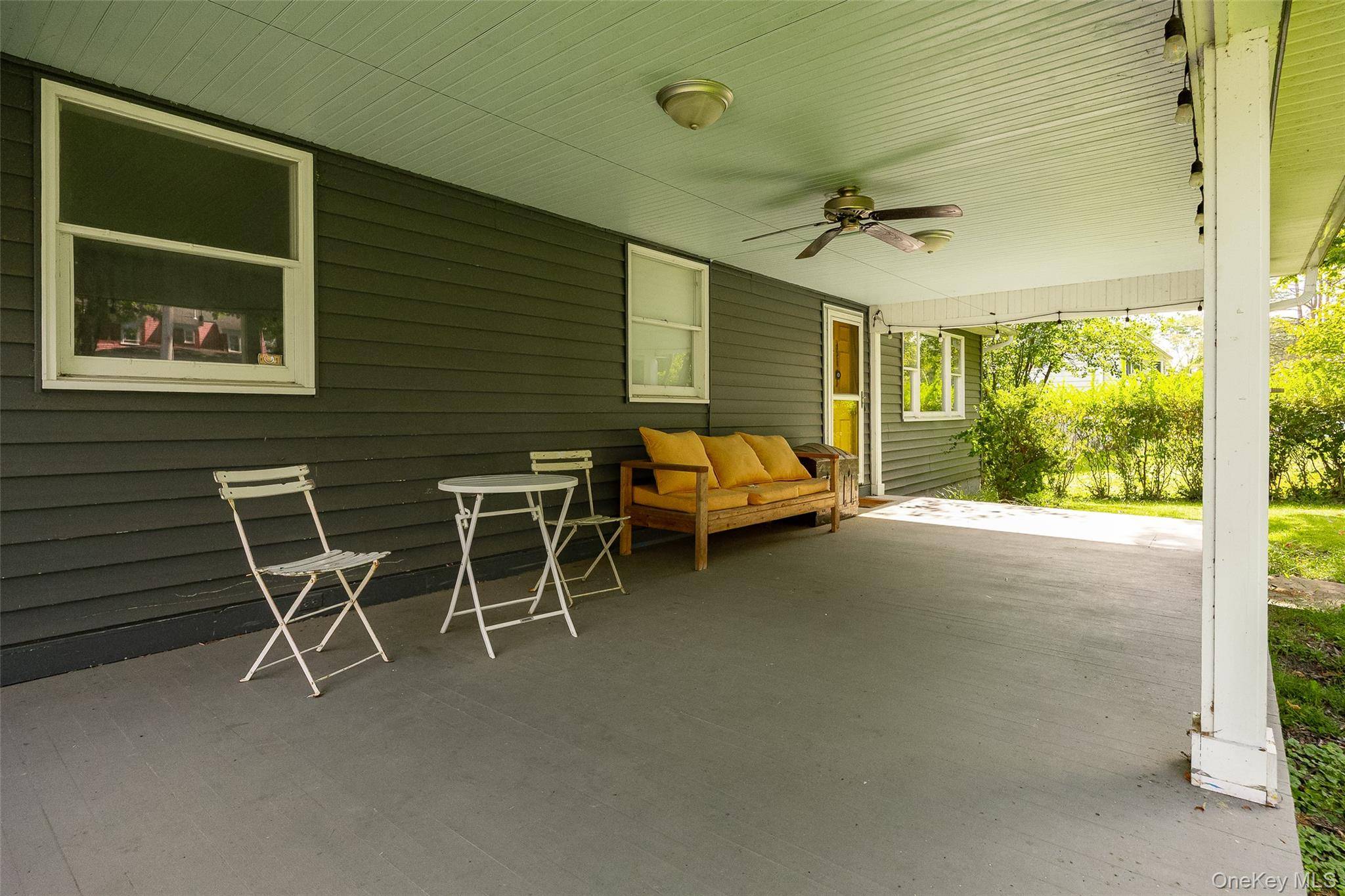 44 Woods RD, Tivoli, NY 12583