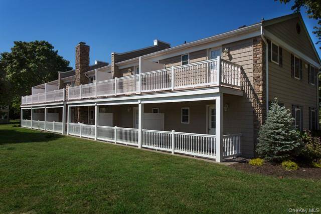 184 Hallock RD #1A1, Lake Grove, NY 11755
