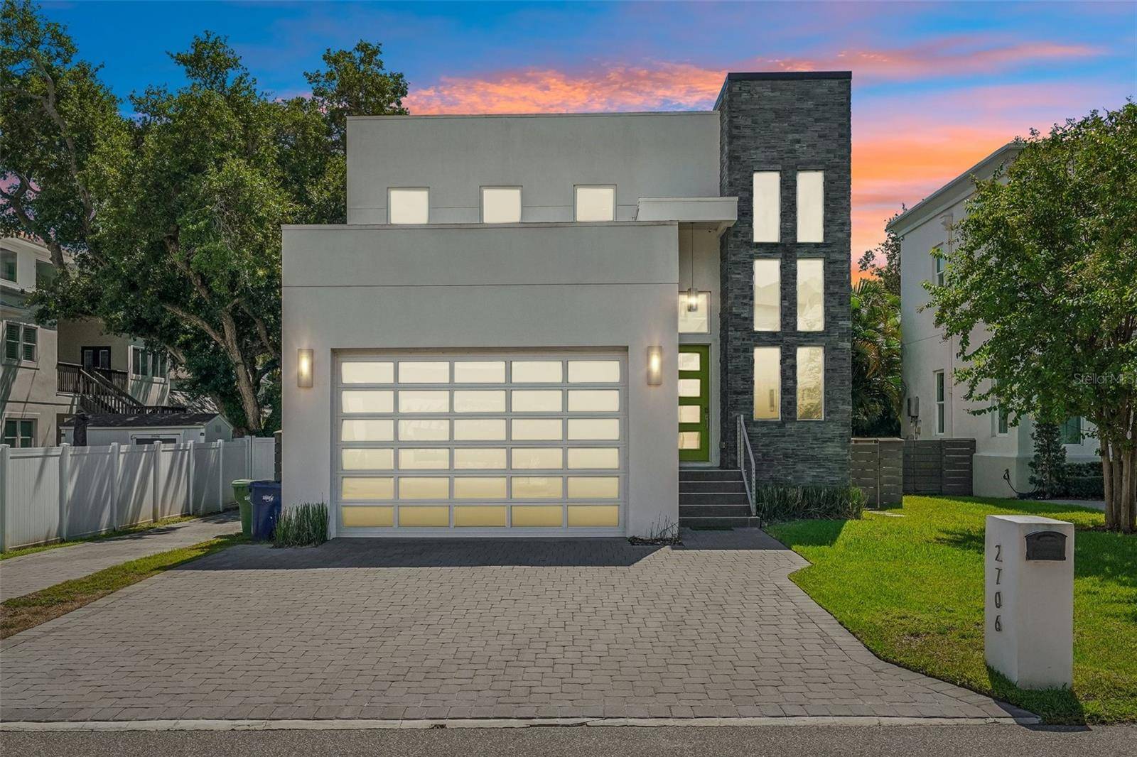 2706 W TRILBY AVE, Tampa, FL 33611