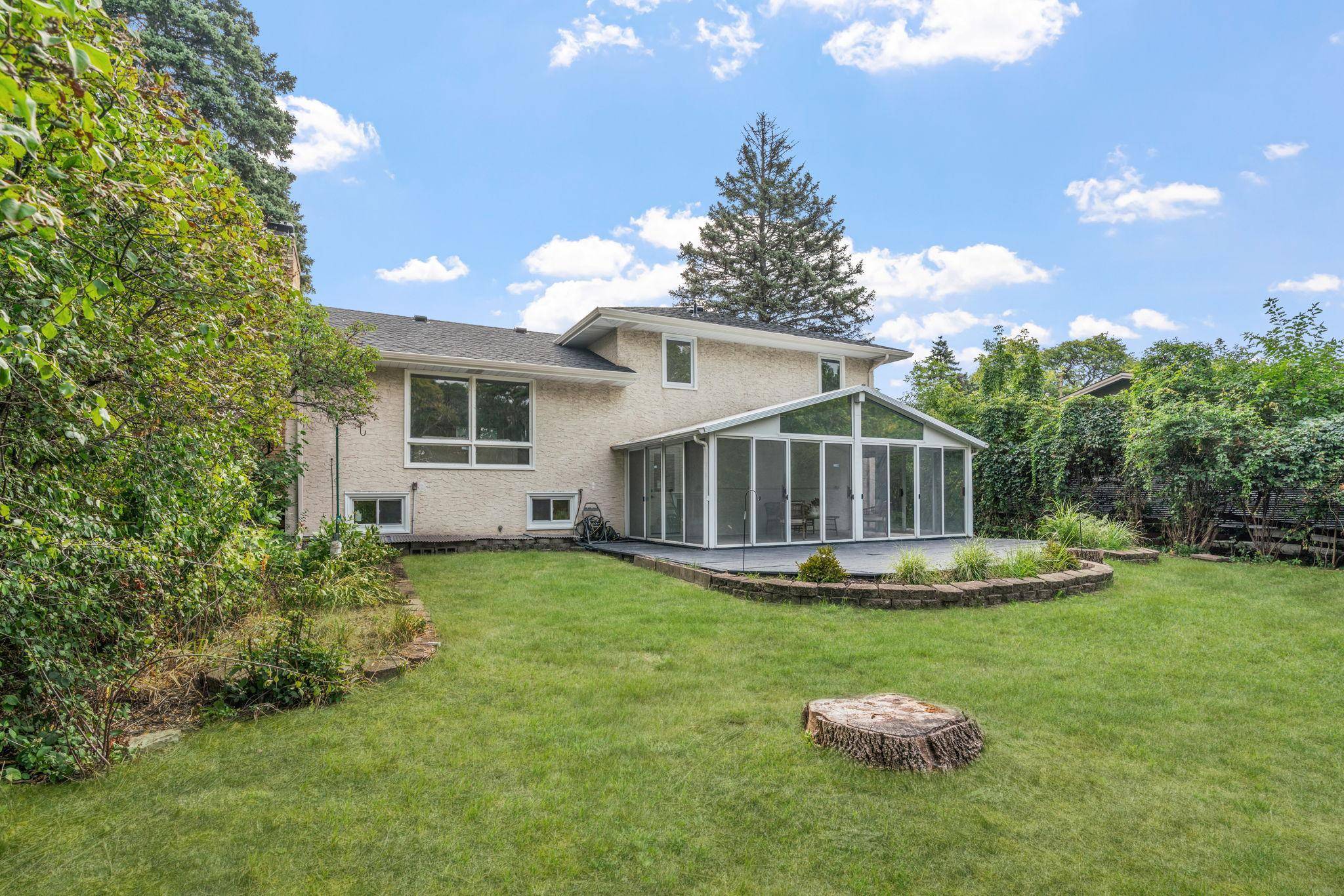 1025 Colby ST, Saint Paul, MN 55116