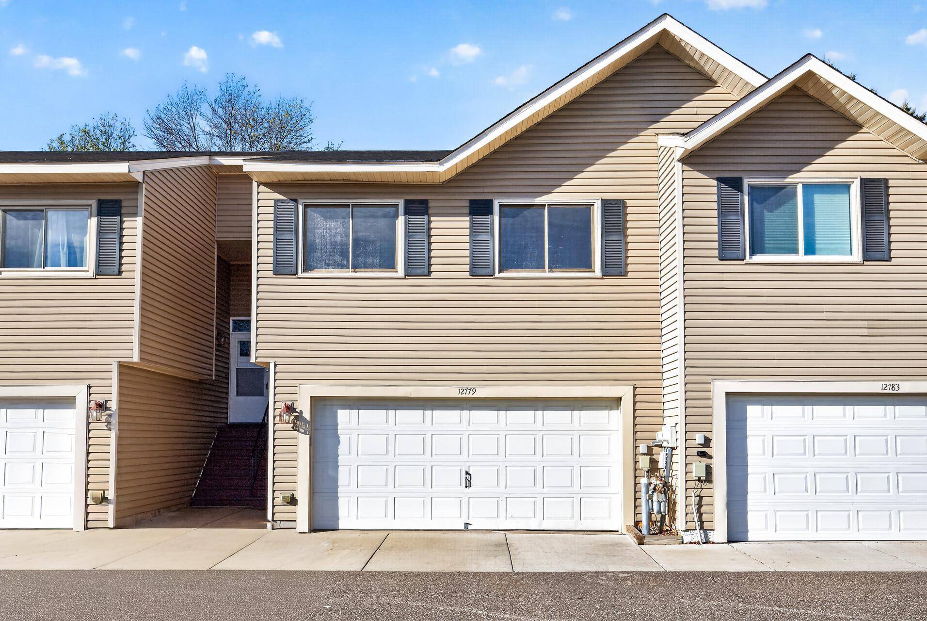 12779 82nd PL N, Maple Grove, MN 55369