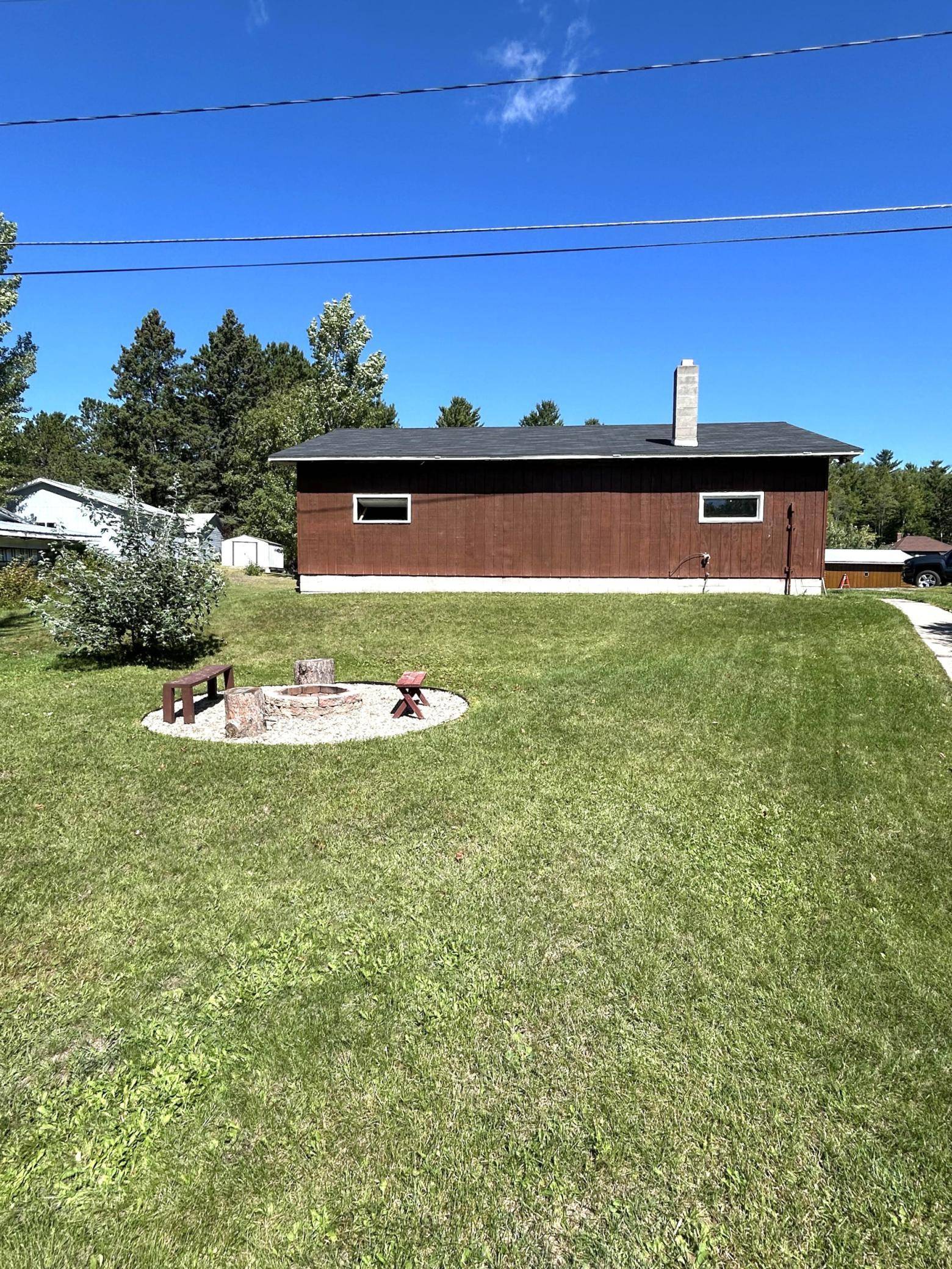 35 Jasper ST, Soudan, MN 55782