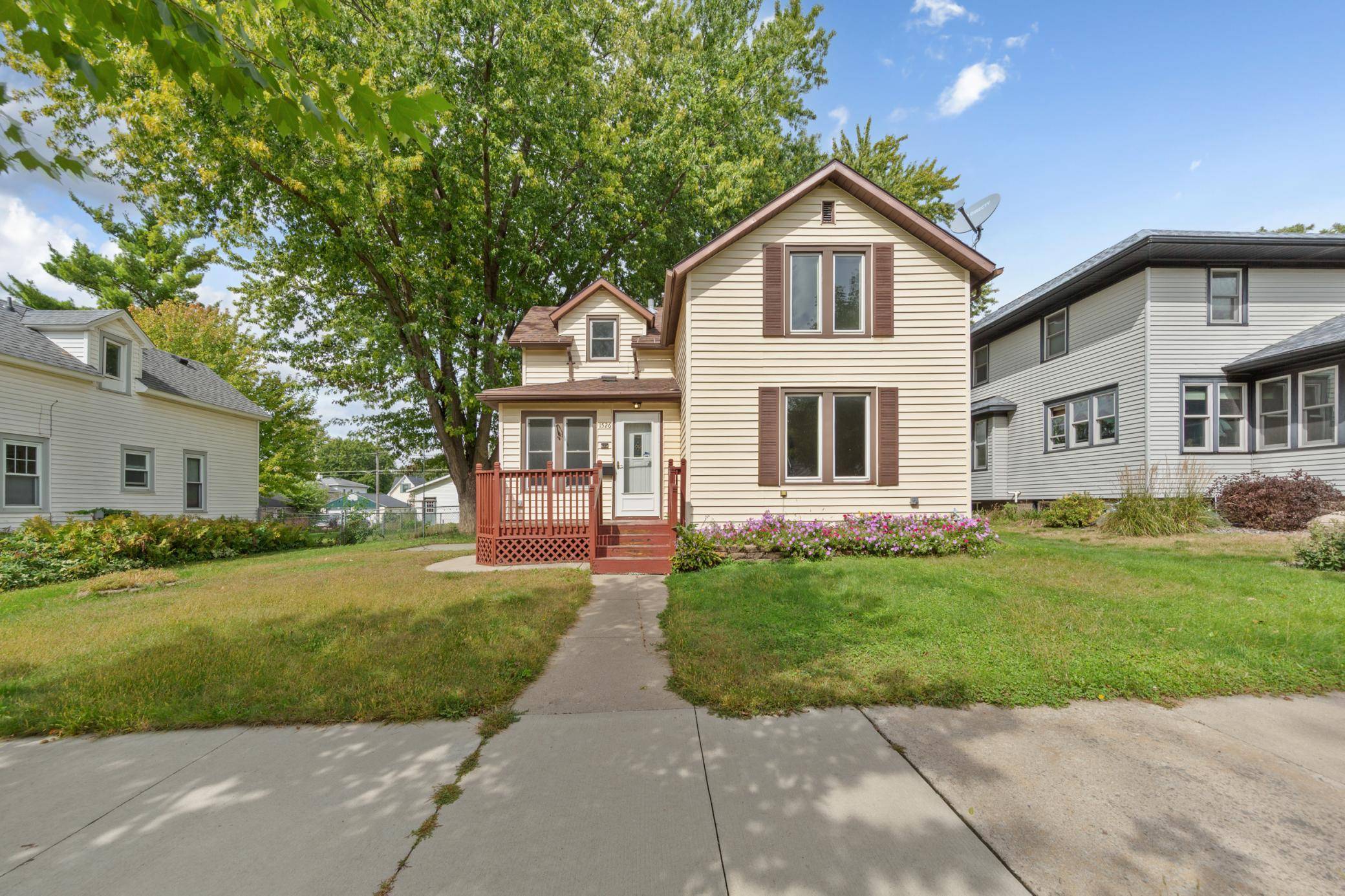 1526 N 4th ST, Mankato, MN 56001