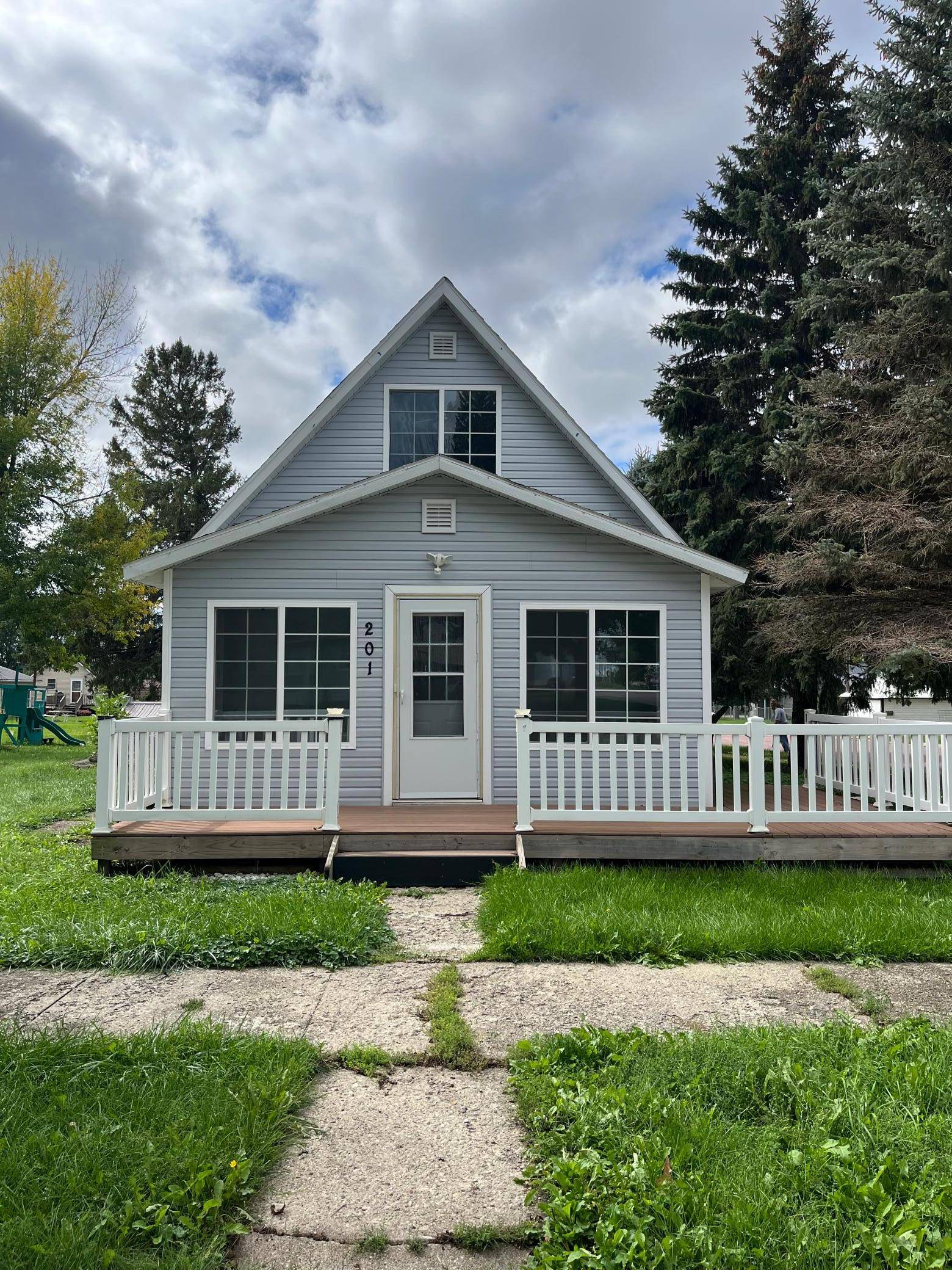 201 S Chestnut ST, Ellsworth, MN 56129