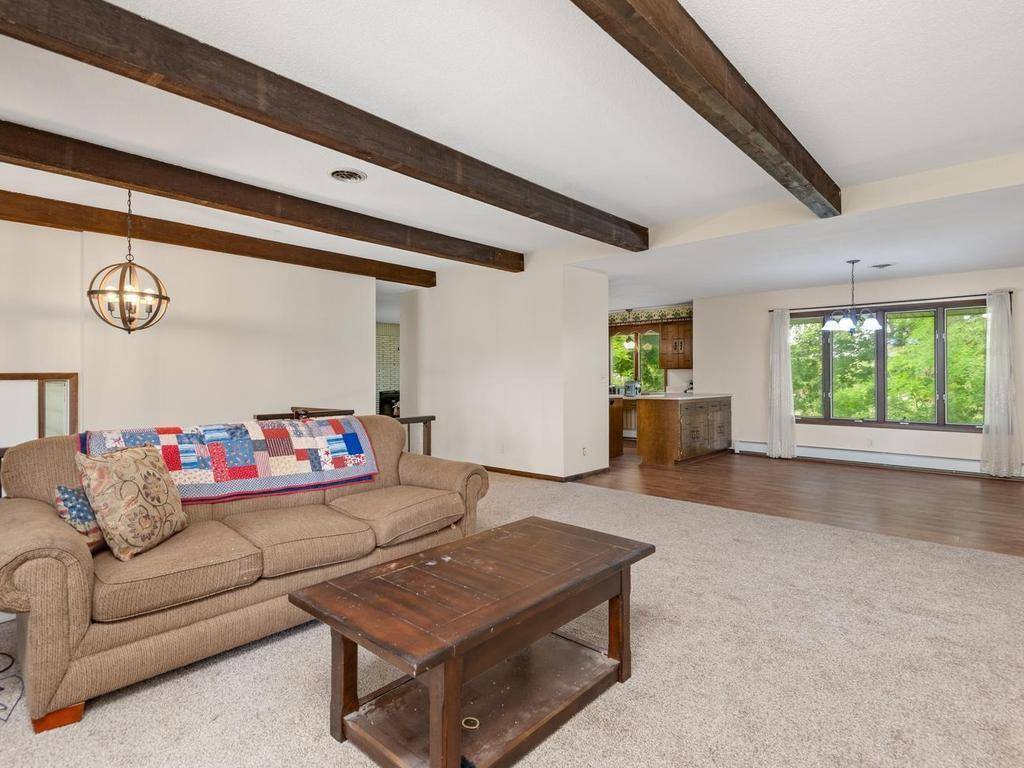 11165 Highway 7, Waconia, MN 55387