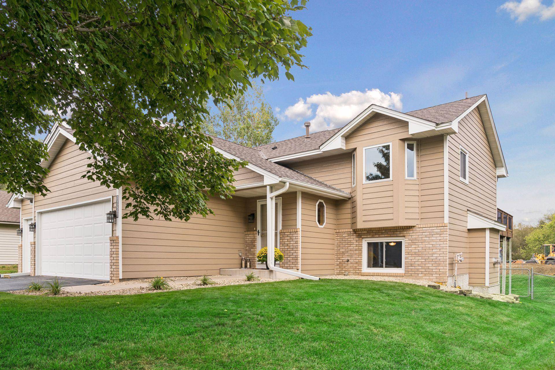 19321 Denver ST NW, Elk River, MN 55330