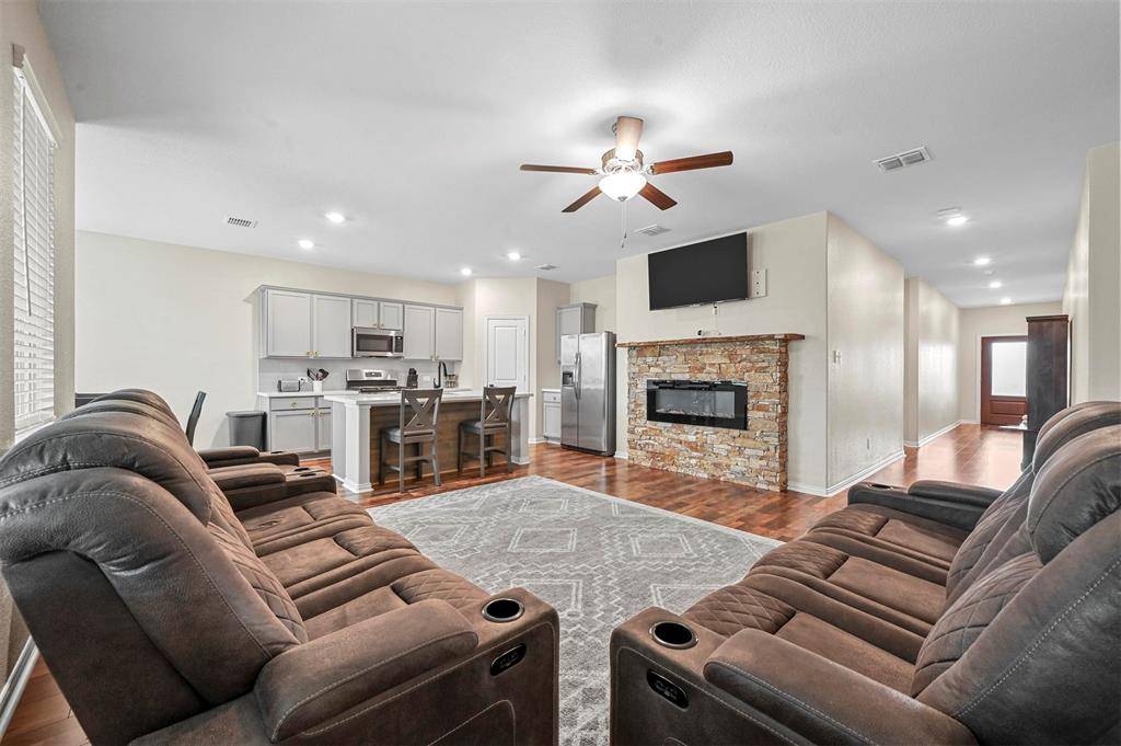 116 Mills Drive, Anna, TX 75409