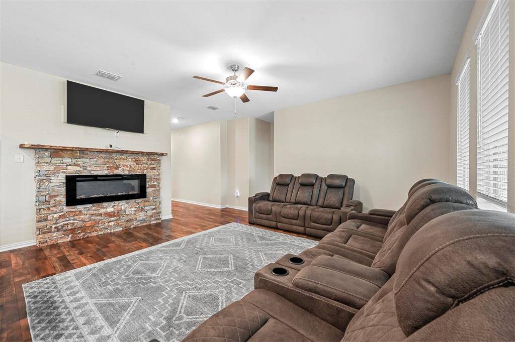116 Mills Drive, Anna, TX 75409
