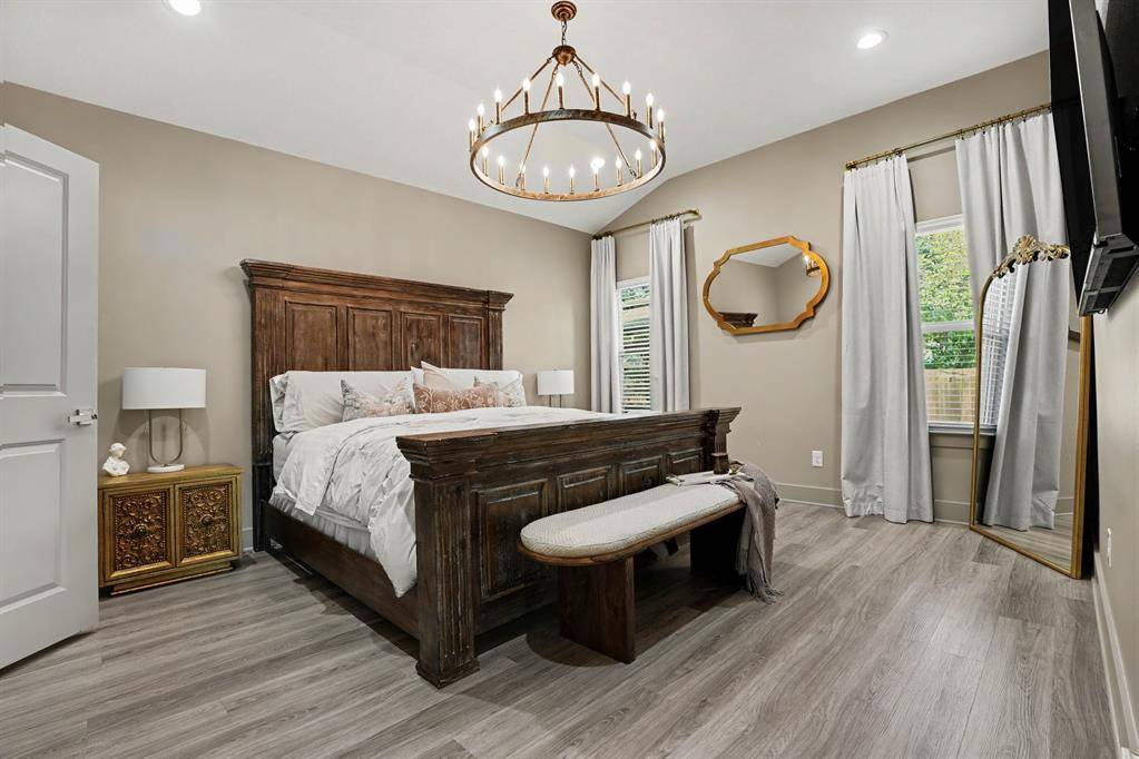 511 Woodbine Avenue, Dallas, TX 75203