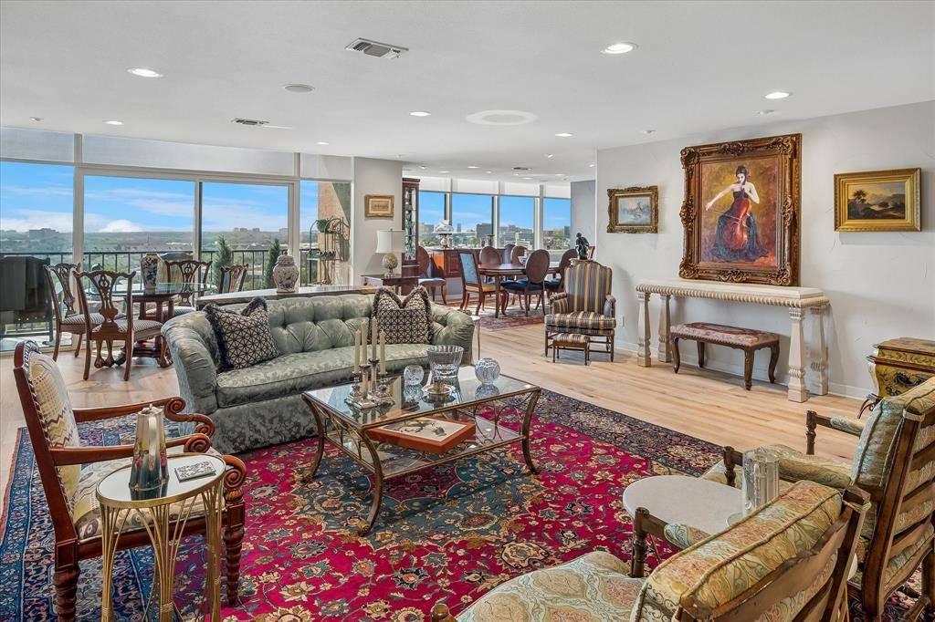 5200 Keller Springs Road #1217, Dallas, TX 75248