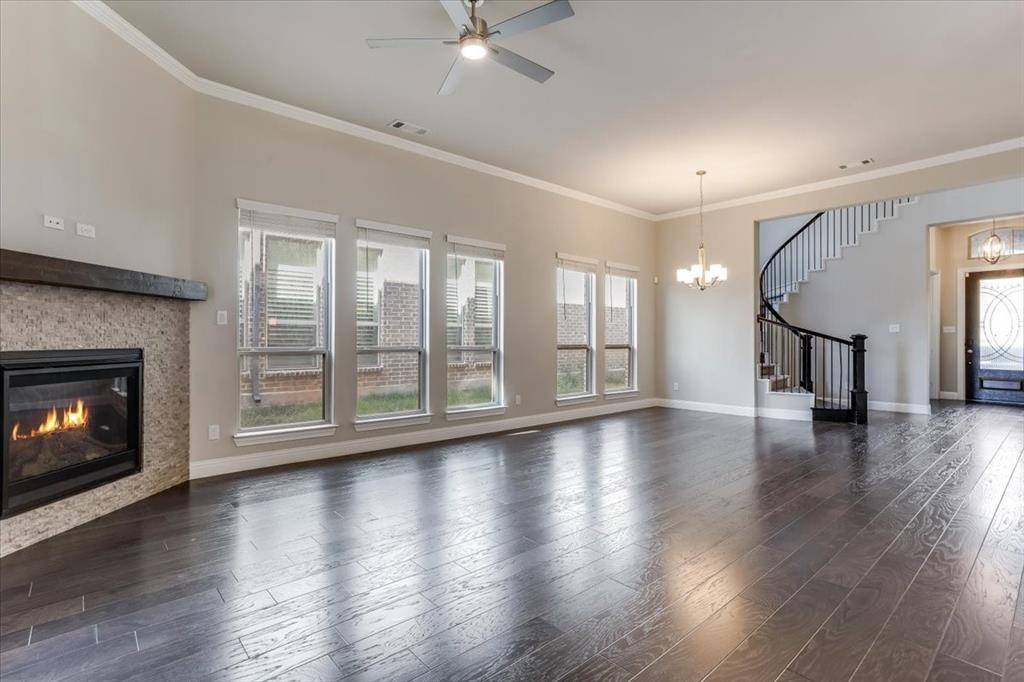 17553 Sequoia, Dallas, TX 75252
