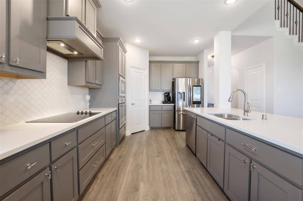 441 Green Terrace Court, Midlothian, TX 76065