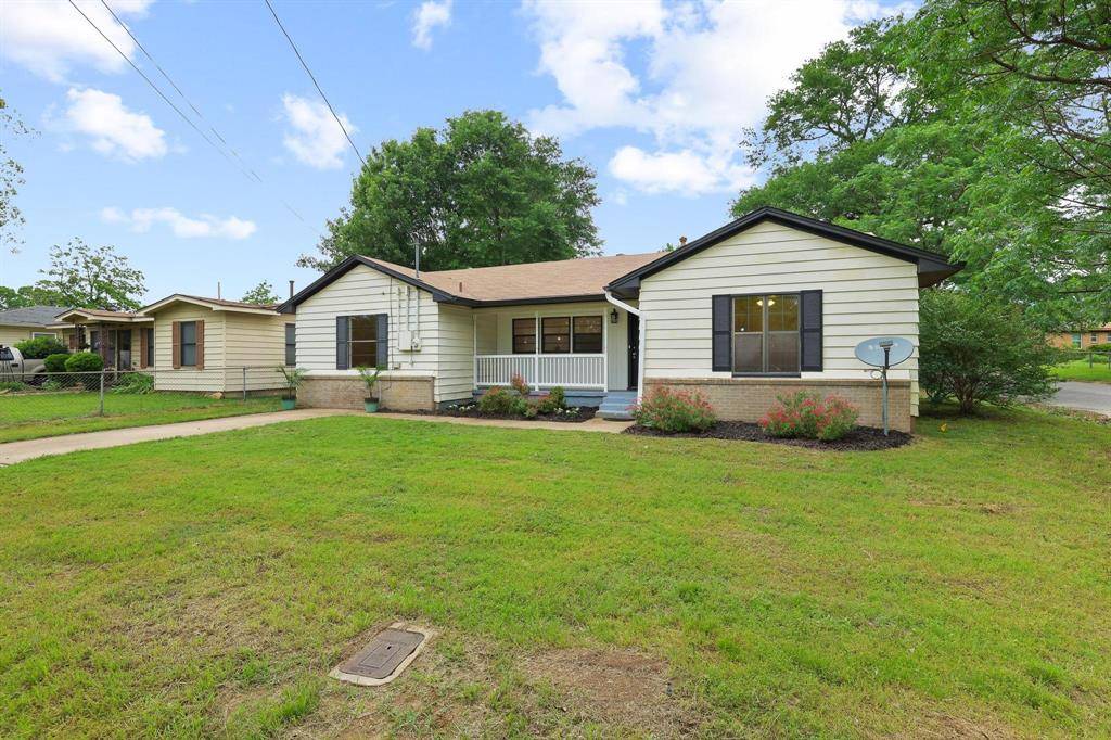 2401 Sunset Street, Denison, TX 75020