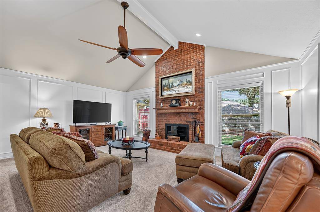 2021 Iron Horse Court, Arlington, TX 76017