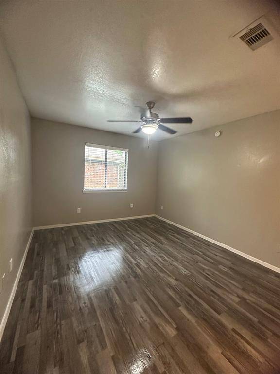 1122 Millview Drive #203, Arlington, TX 76012
