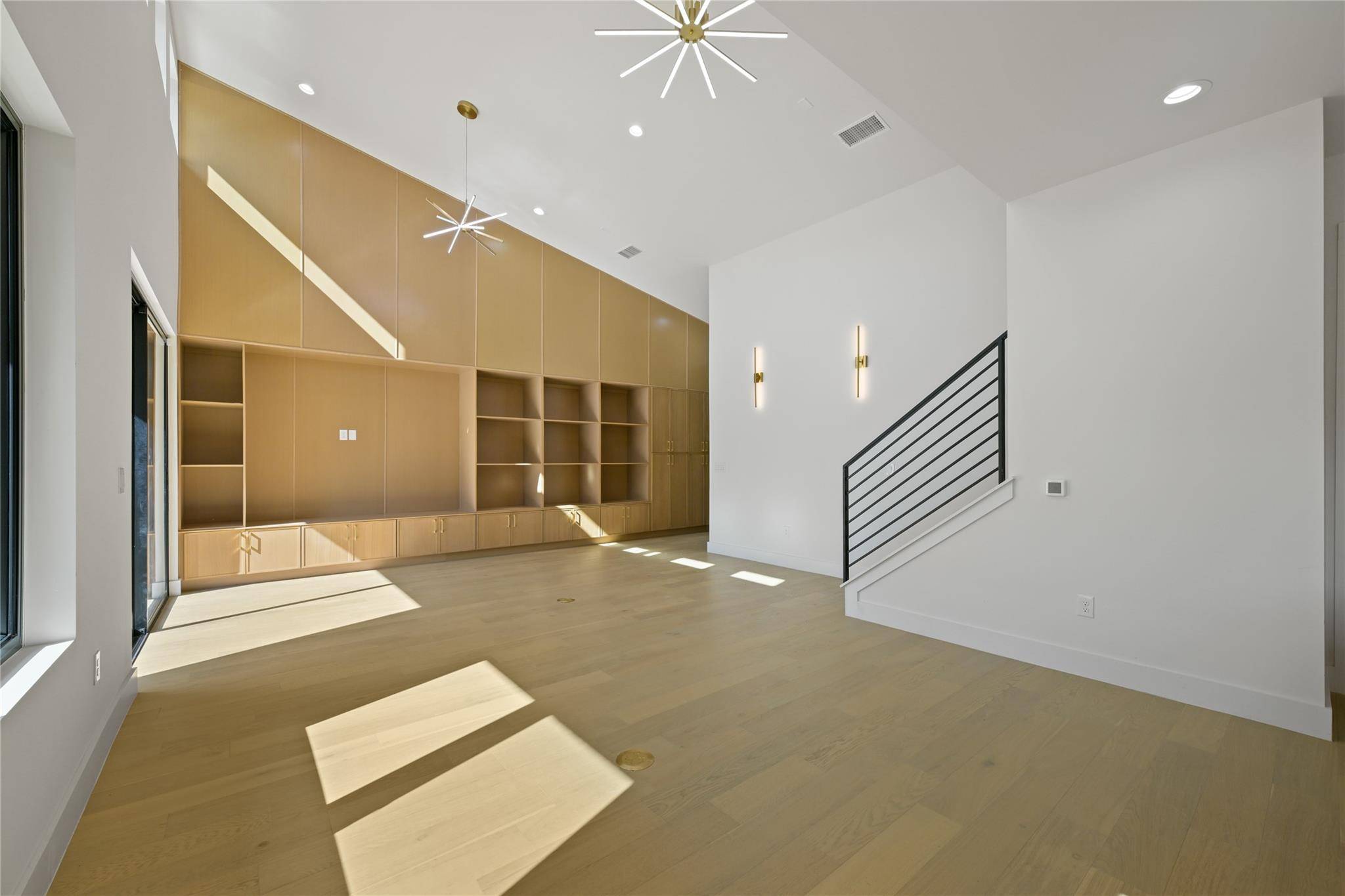1606 Cedar Ave #A, Austin, TX 78702