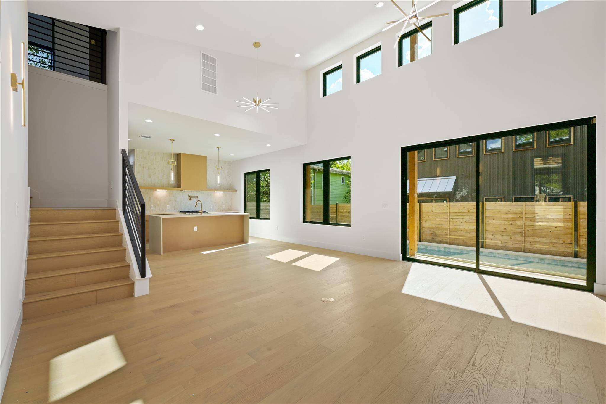1606 Cedar Ave #A, Austin, TX 78702