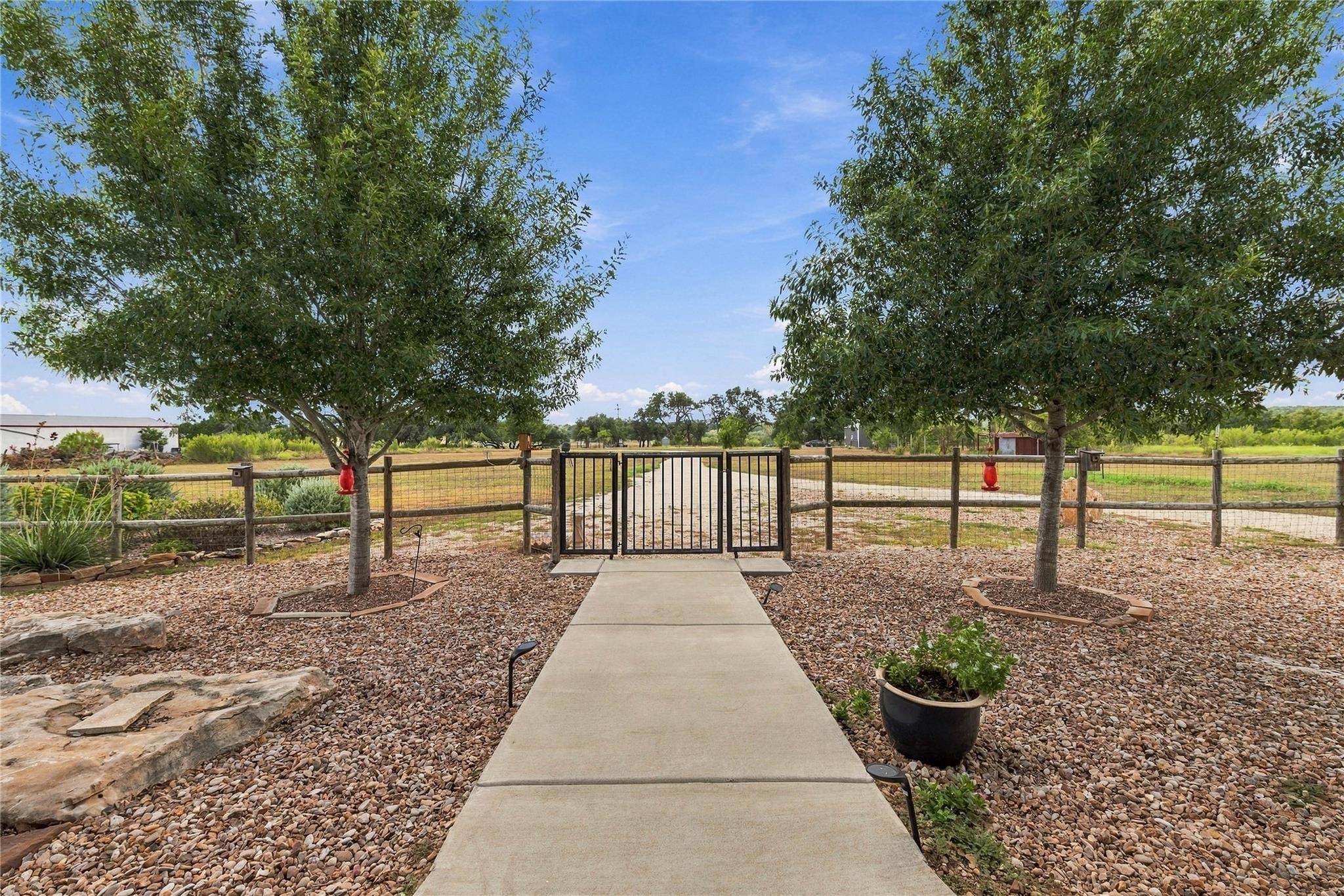 1344 & 1400 Elder Hill RD, Driftwood, TX 78619