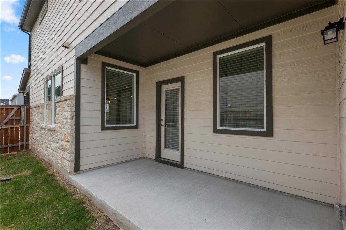 2526 Rose Archer LN, Round Rock, TX 78665