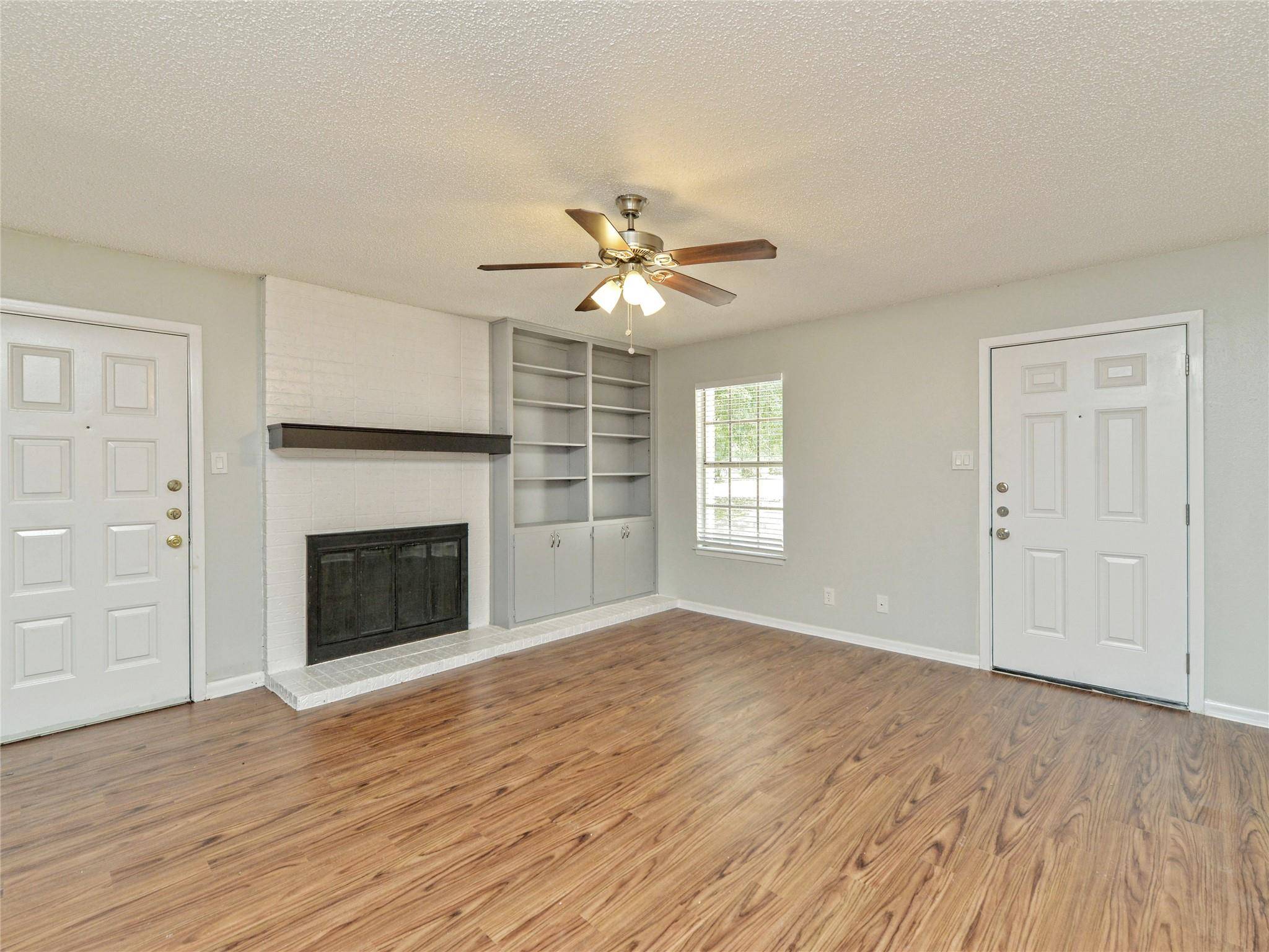 1010 Cushing DR #B, Round Rock, TX 78664