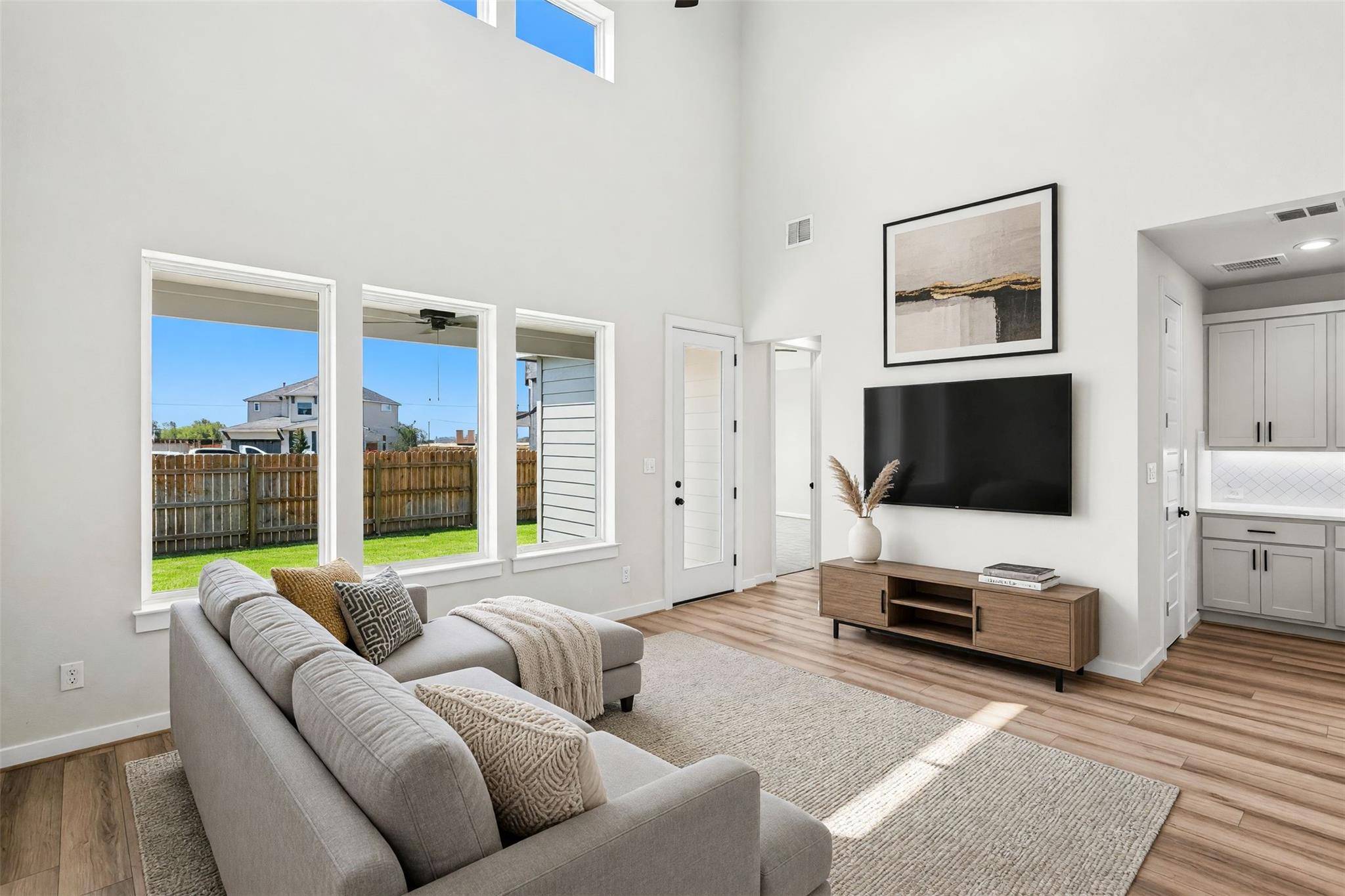 4717 College Square DR, Round Rock, TX 78665