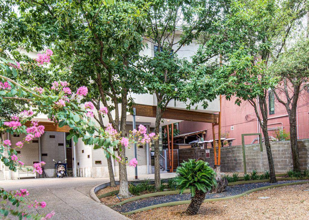 515 El Paso ST #B, Austin, TX 78704