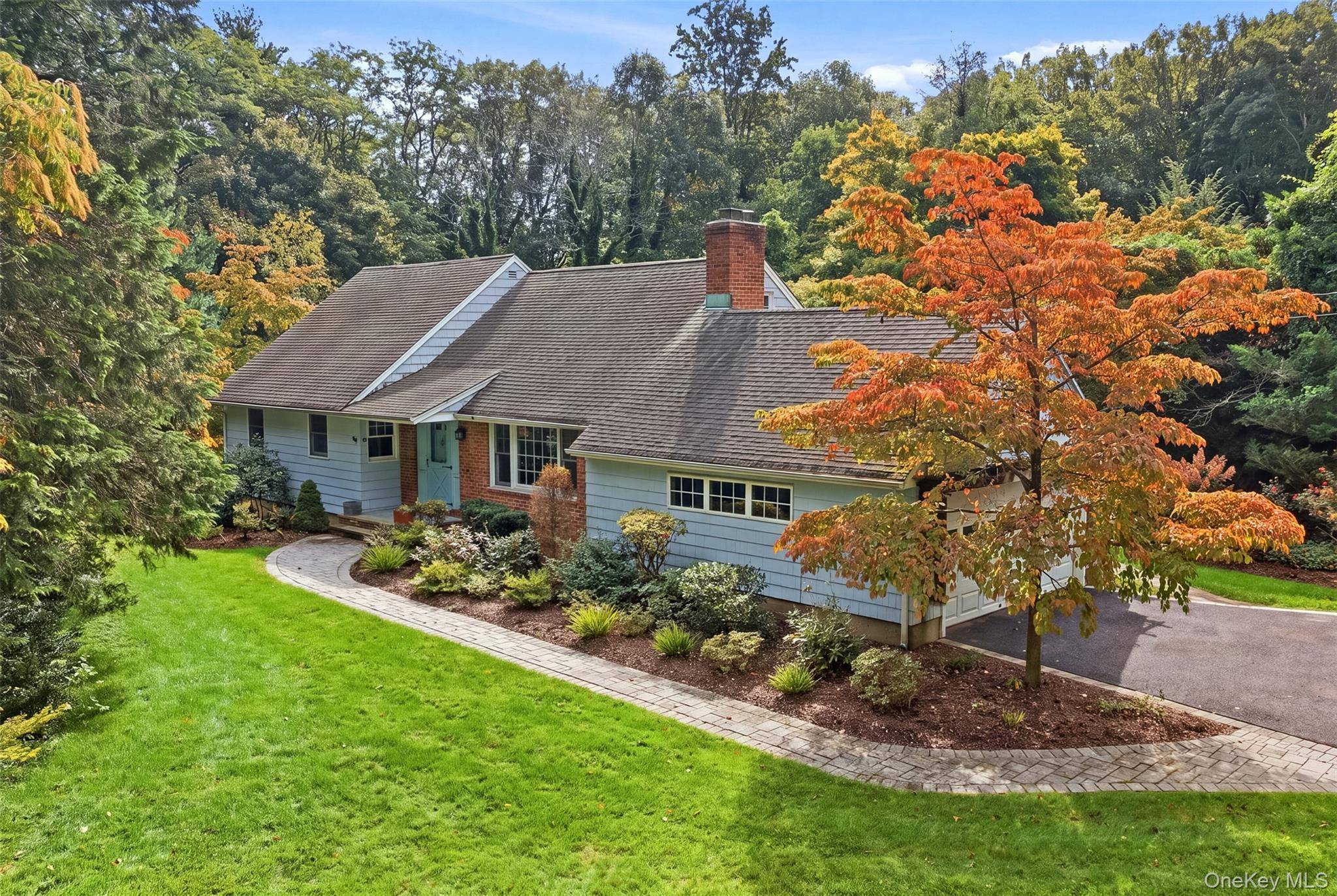 174 Flower Hill RD, Halesite, NY 11743