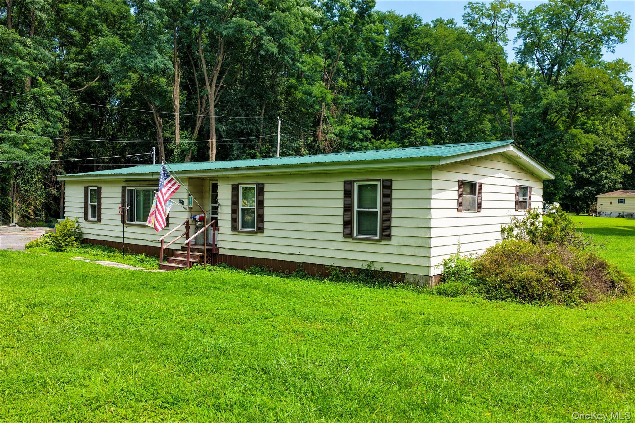 5454 Cauterskill RD, Catskill, NY 12414