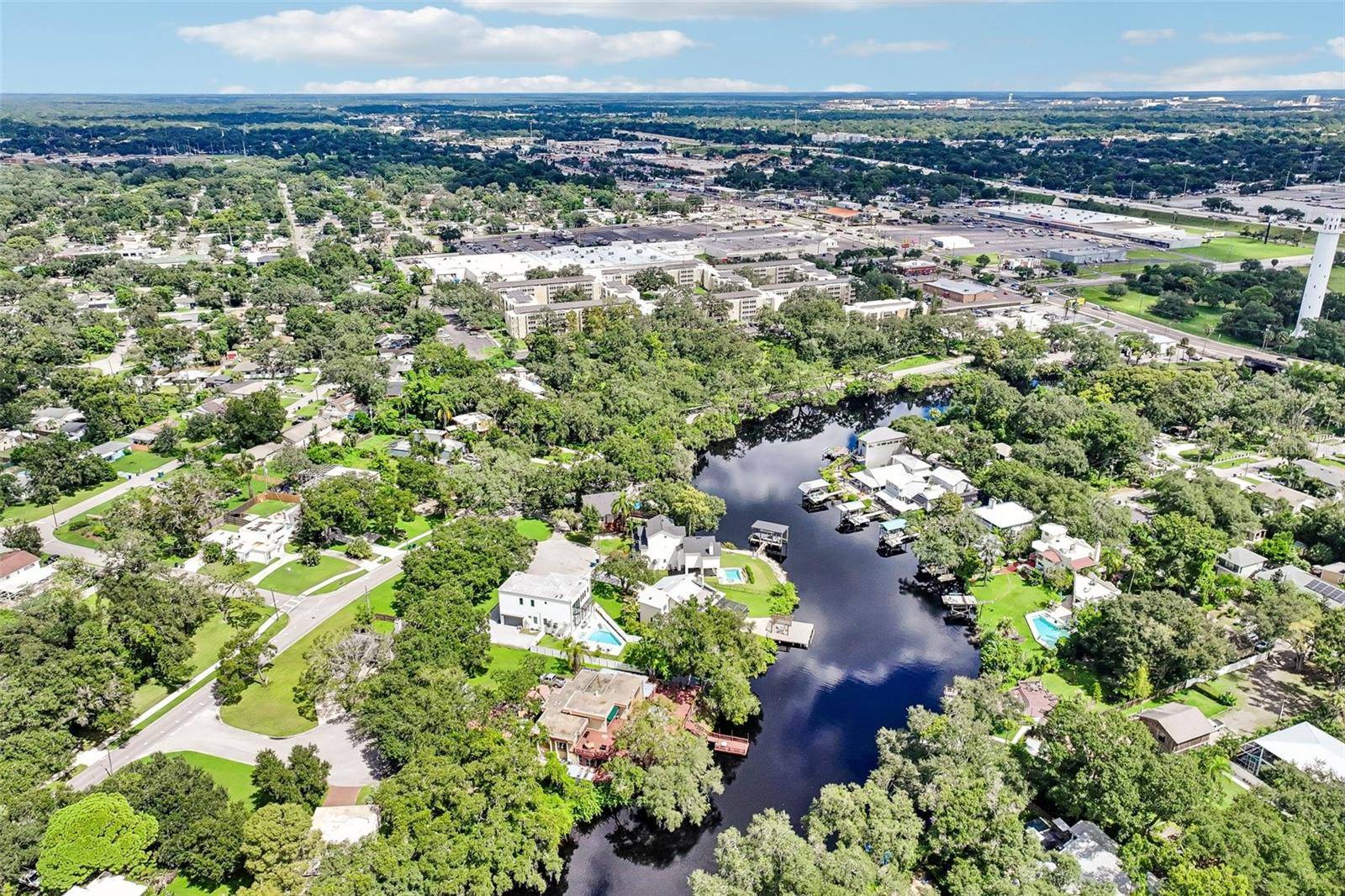 8103 N RIVER SHORE DR, Tampa, FL 33604