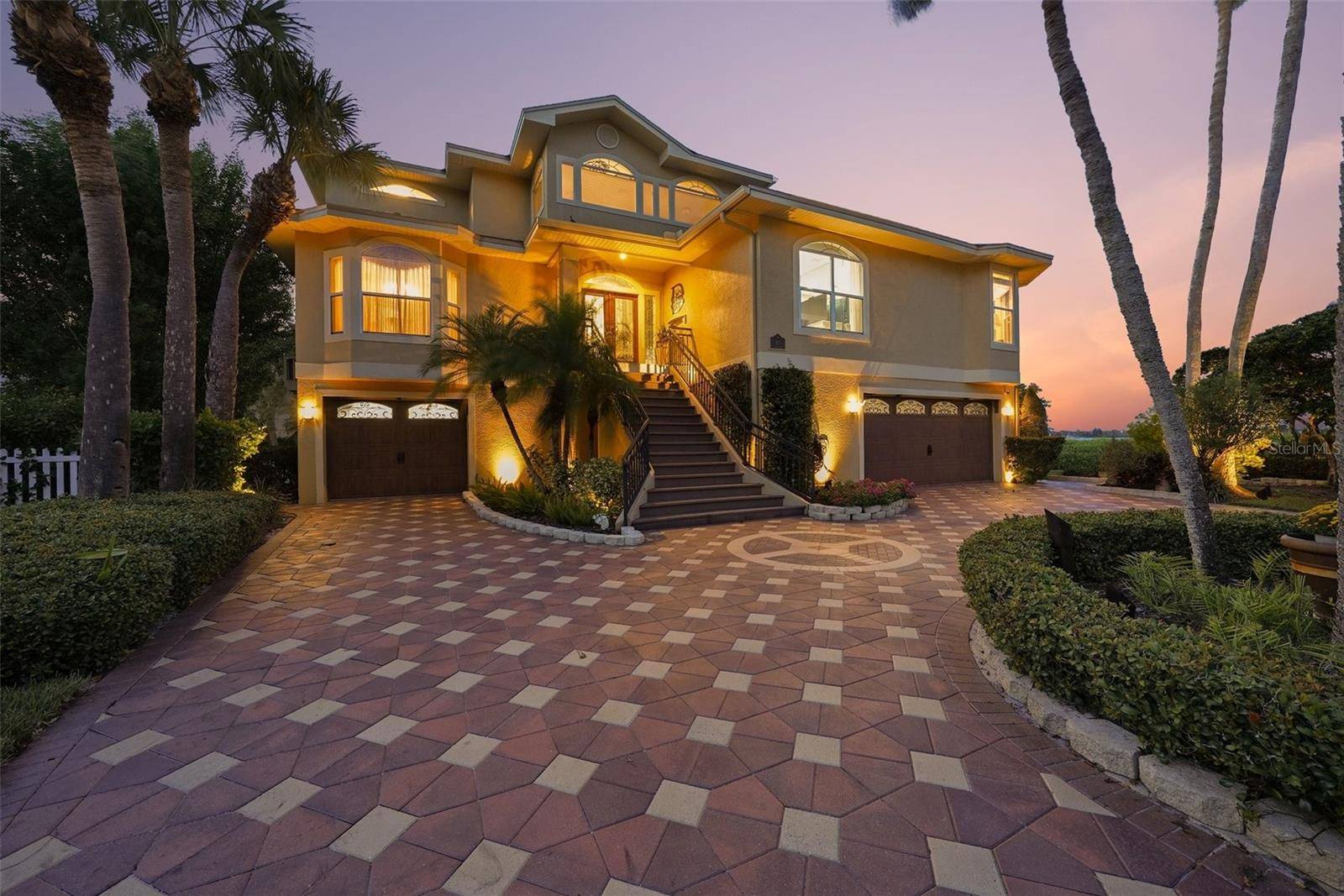 103 ROYAL CT, Safety Harbor, FL 34695