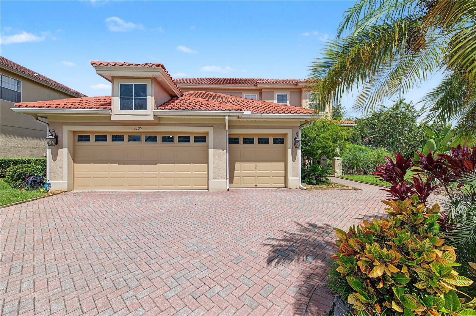 2309 MESSENGER CIR, Safety Harbor, FL 34695