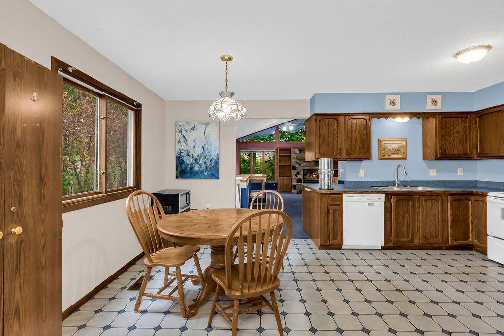 275 Little John DR, Circle Pines, MN 55014