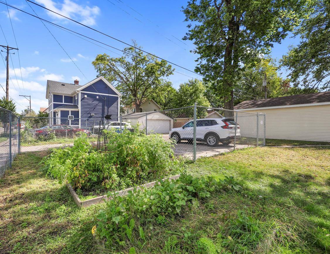 2605 17th AVE S, Minneapolis, MN 55407