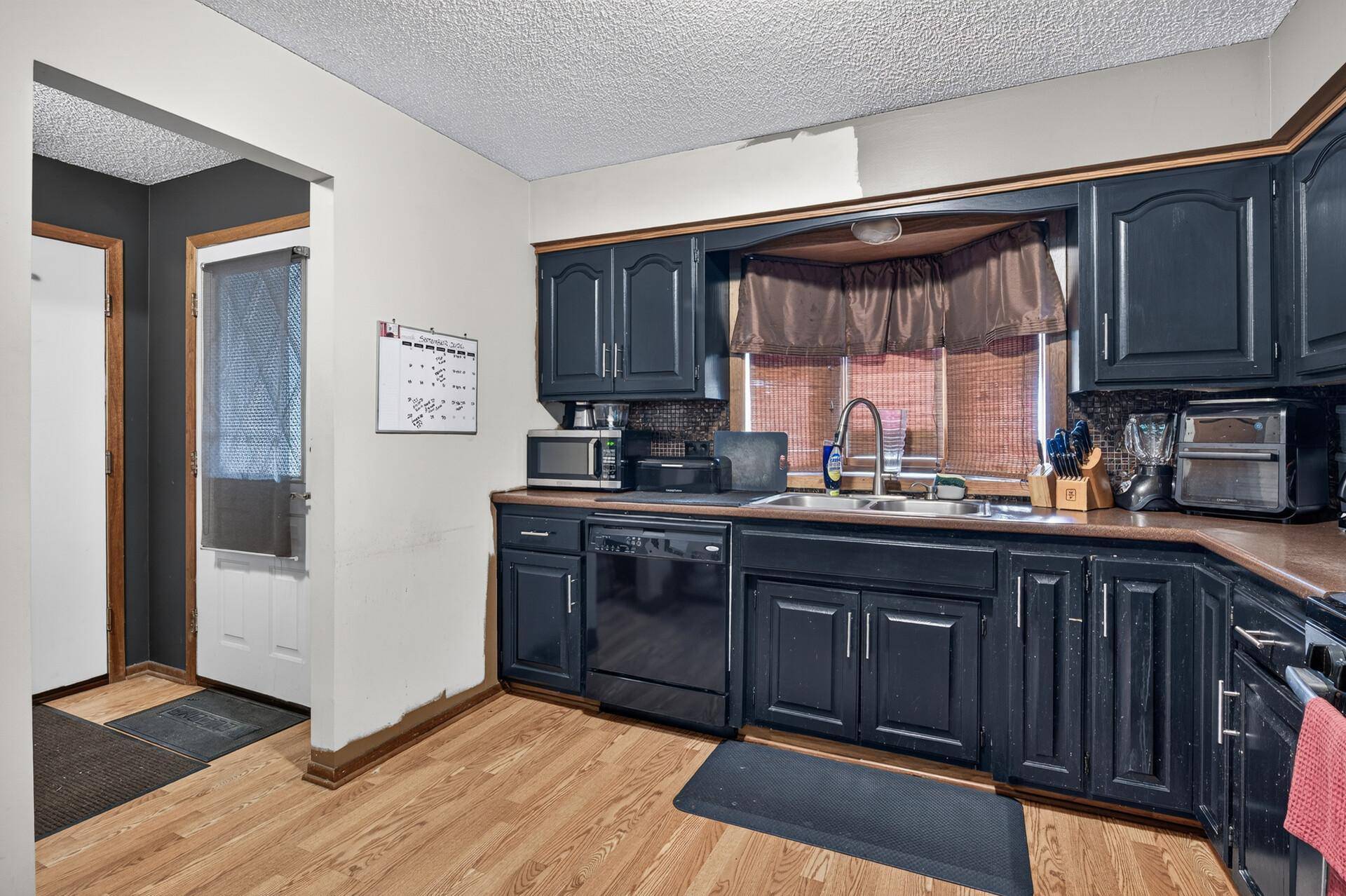 9547 Irving AVE N, Brooklyn Park, MN 55444