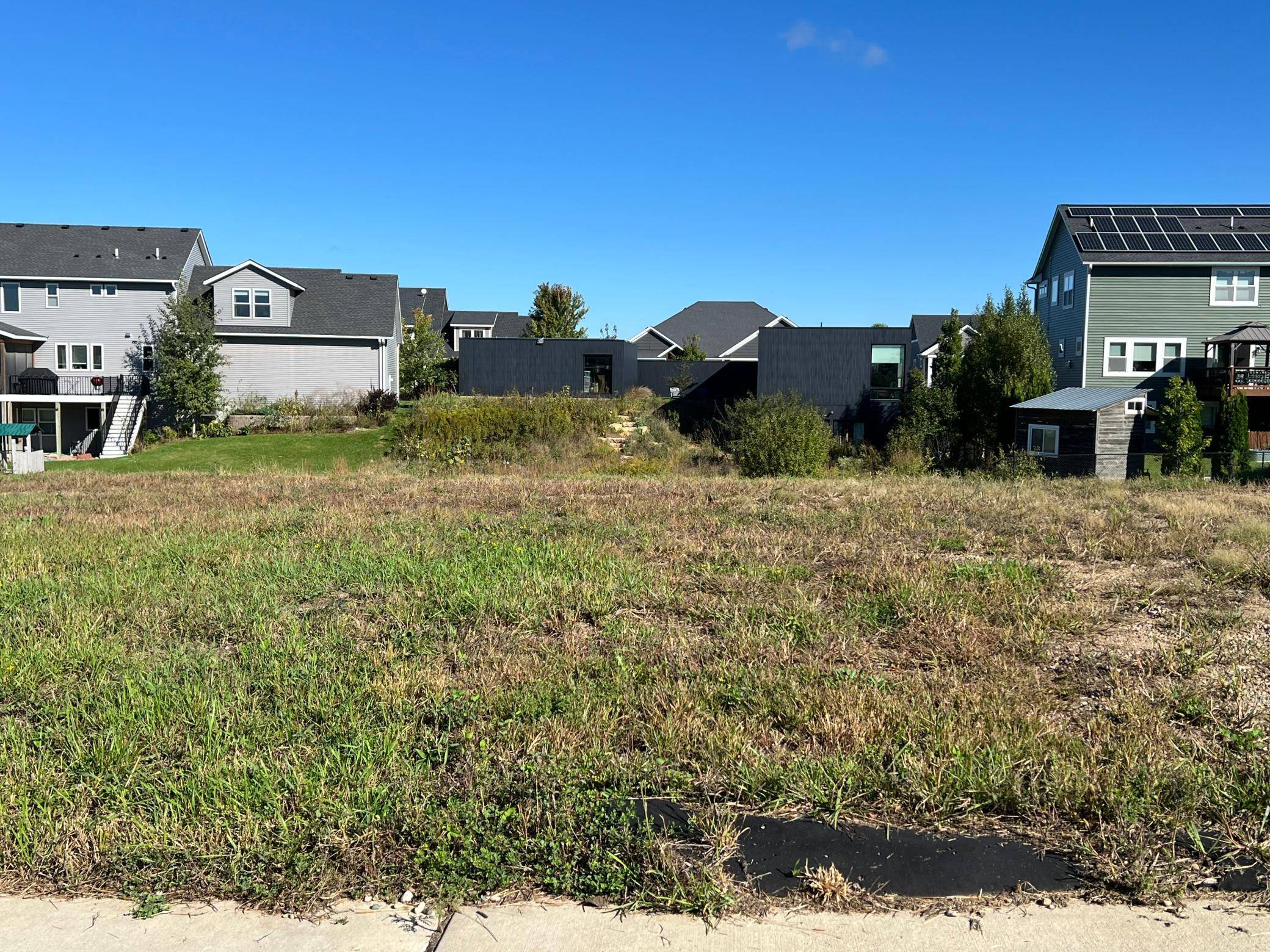 1812 Erie DR, Northfield, MN 55057