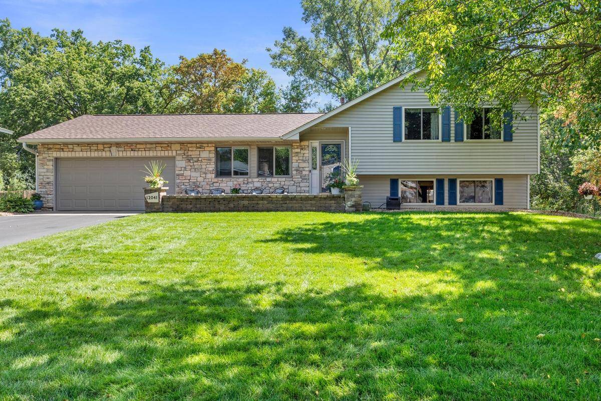 12041 Robin RD, Maple Grove, MN 55369