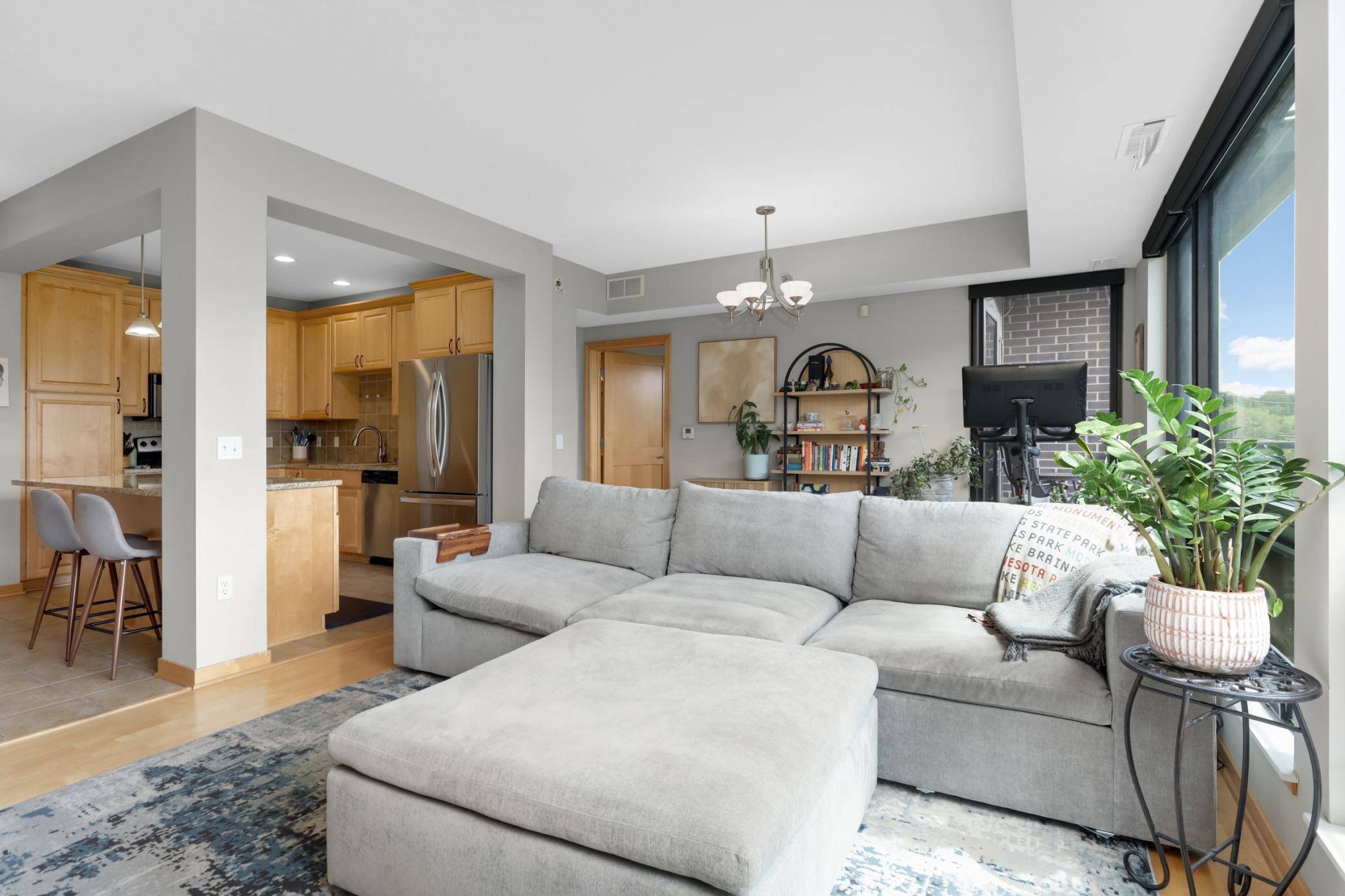 284 Spring ST #307, Saint Paul, MN 55102