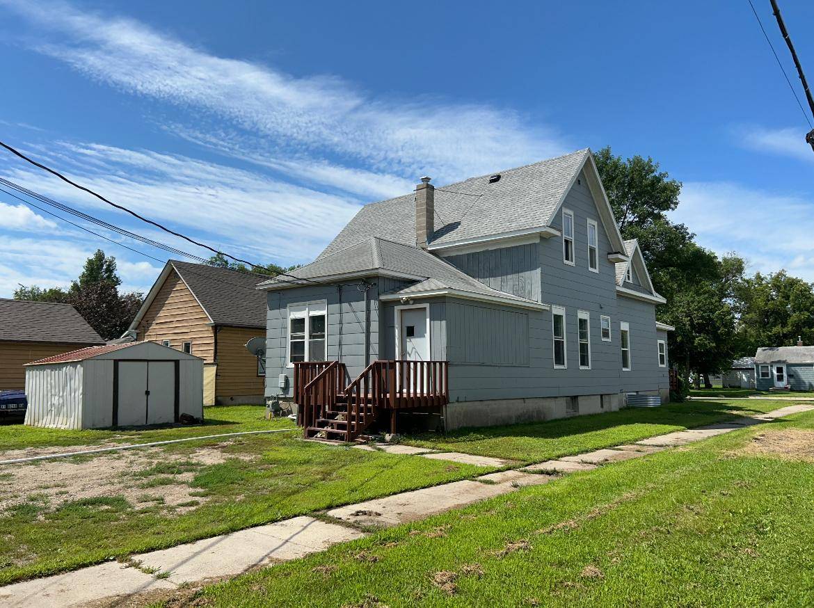 230 11th ST N, Breckenridge, MN 56520